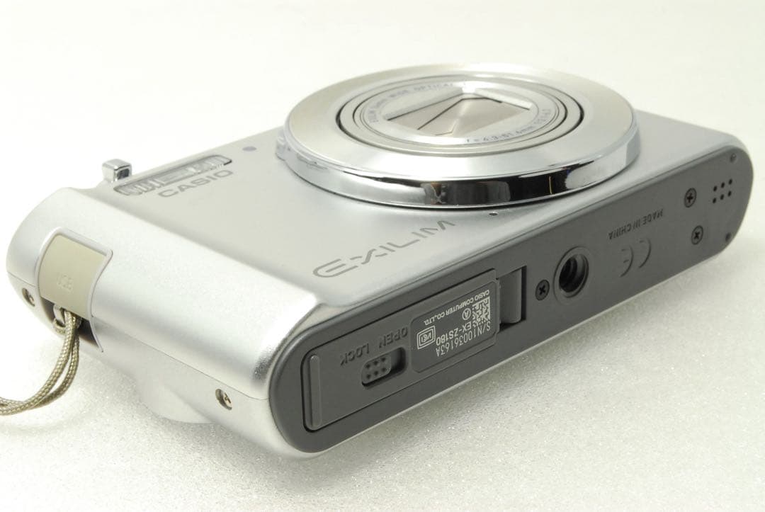 CASIO EXILIM EX-ZS180 ❤️スマホ転送 動作確認済 シルバー