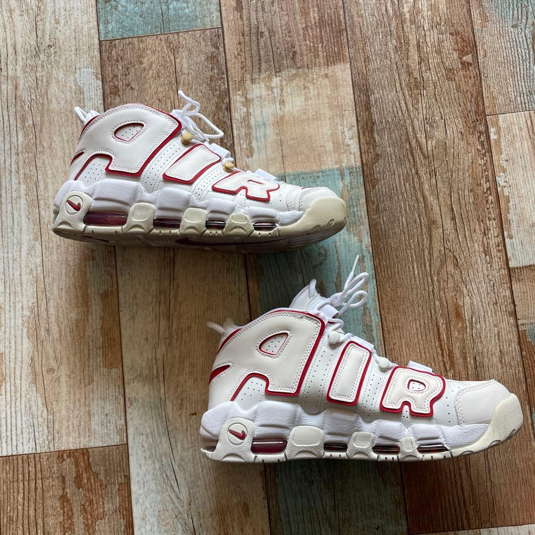 Nike Air More Uptempo ホワイト/レッド