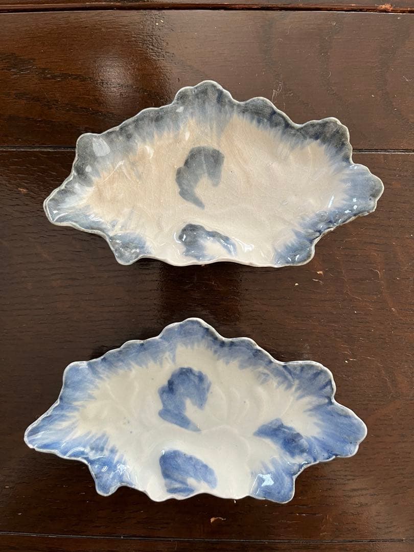 江戸初期中期　藍九谷　古伊万里　染付　花形　変形豆皿　こんにゃく印判　陽刻無傷