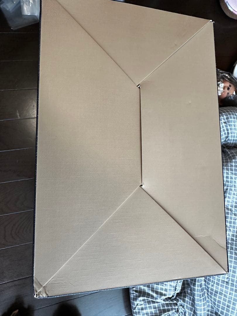 ラブブ　THE MONSTERS FALL IN WILD