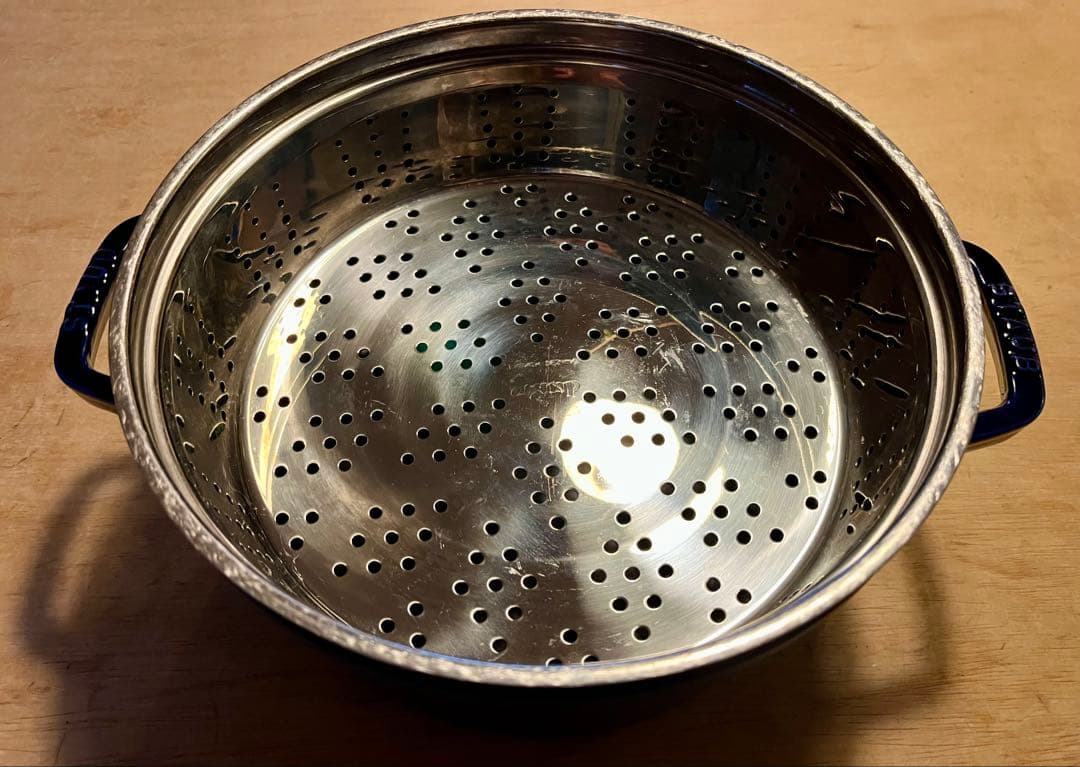 STAUB//ステンレススチール蒸し器付き両手鍋//26cm//ブルー