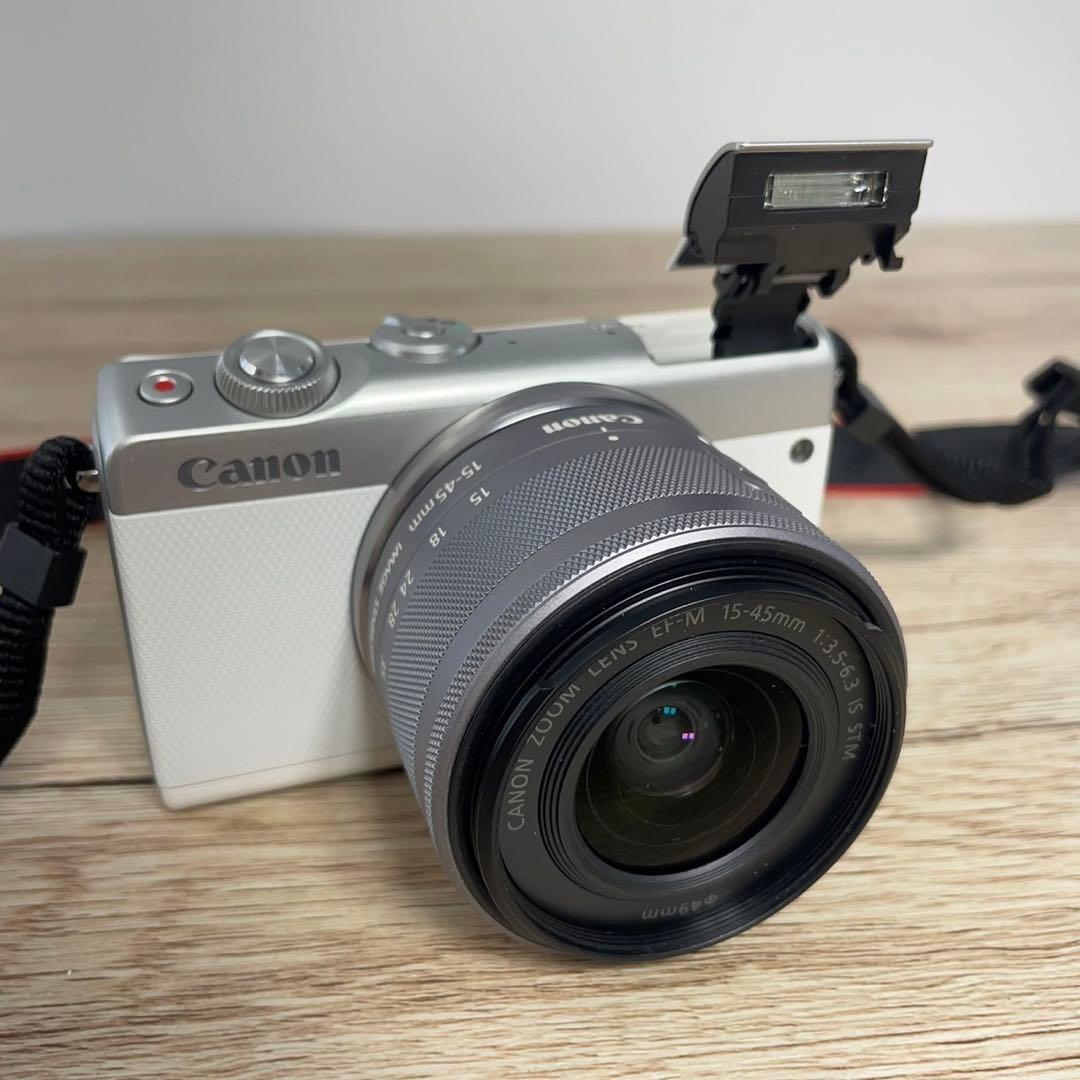 Canon EOS M100 ミラーレスカメラ レンズ付き D10