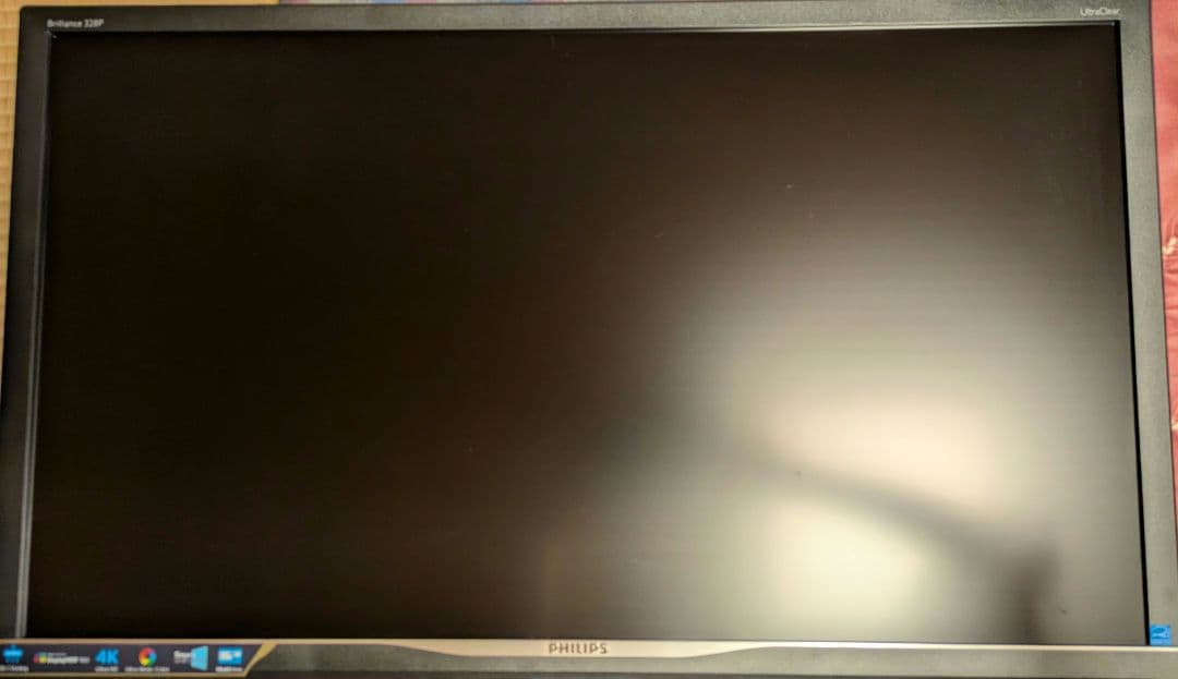 Philips 4K 31.5インチ液晶モニター　328P6VJEB/11