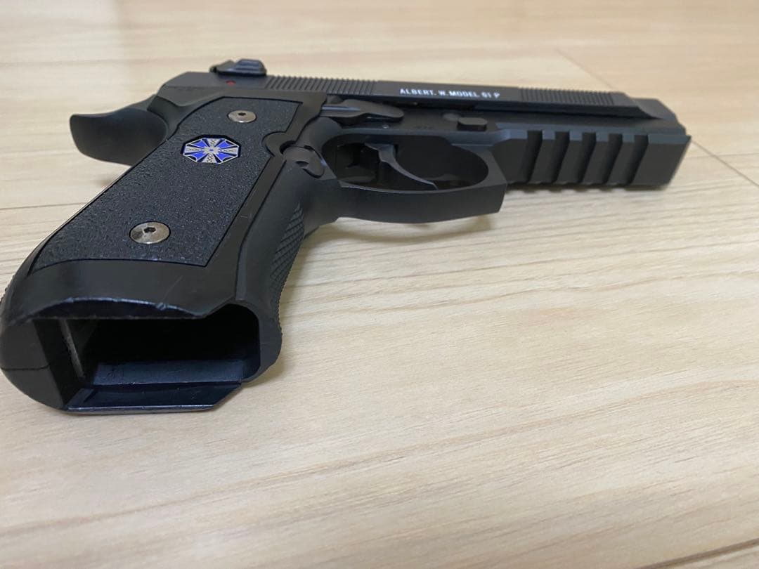 ますけ アルバート.W.モデル 01P 予備マガジン＋ガス缶セット