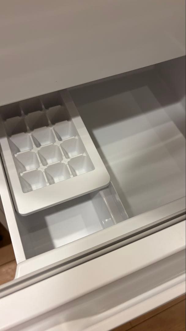 【送料込み】AQUA 冷蔵庫 AQR-20P(W) 2023年製 一人暮らし