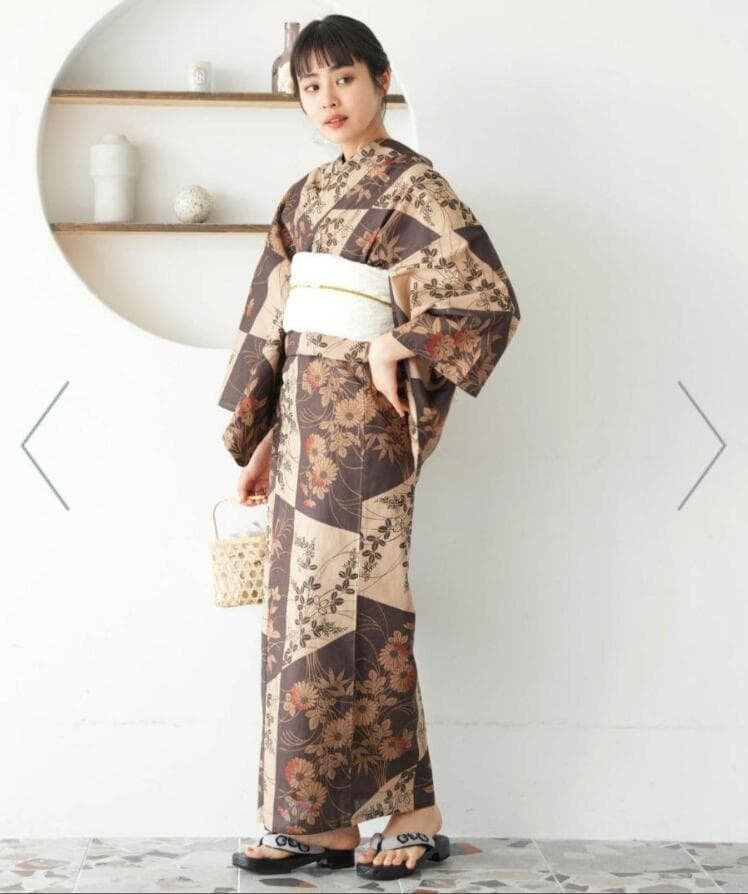utataneブランド浴衣◆和歌山染め日本生地◆モダン珈琲色変わり市松小菊浴衣◆