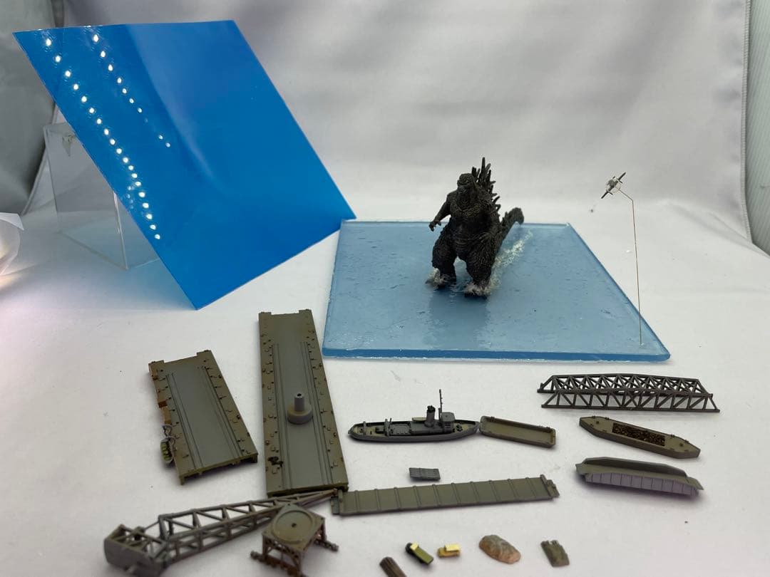 ゴジラマイナスワンジオラマ　逗子軍港上陸