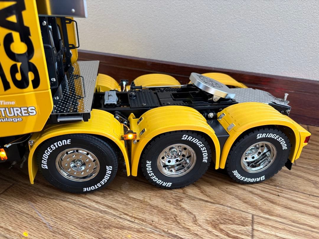 タミヤ　1/14RC スカニア 770 S 8x4/4 フルオペ