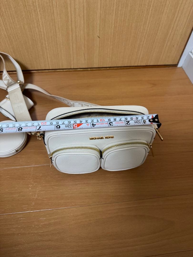 Michael Kors マイケルコース　クロスボディバッグ　ショルダーバッグ