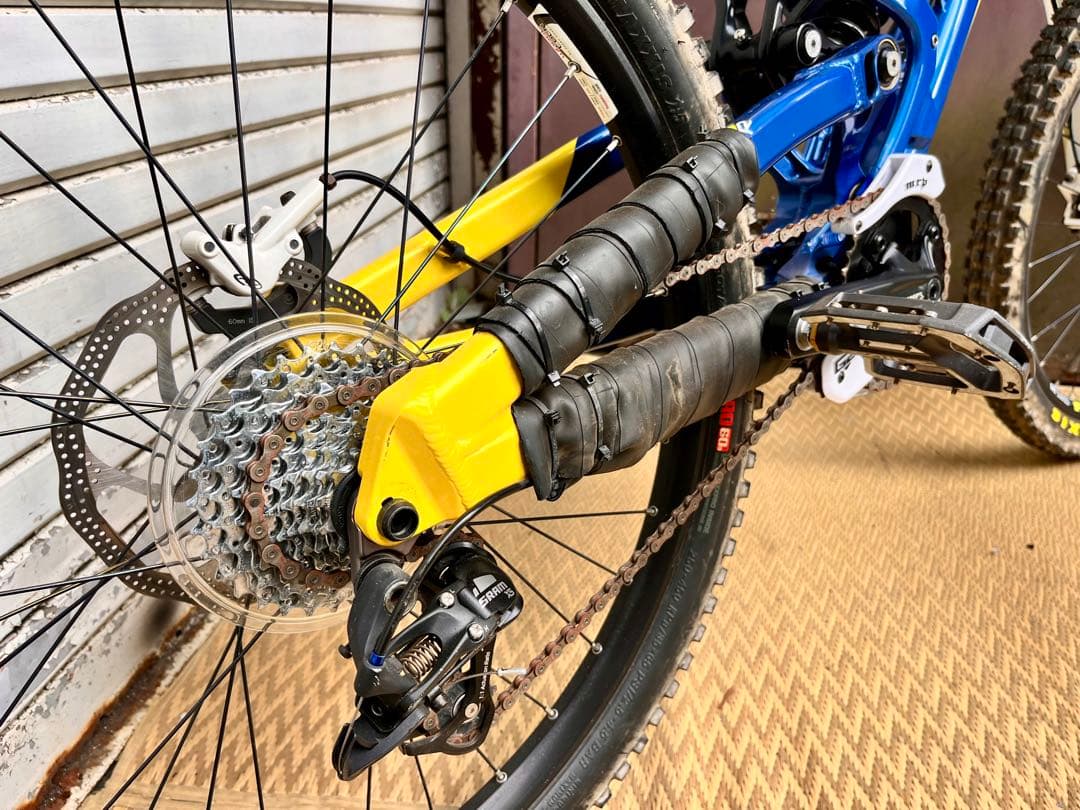 ②Rocky Mountain Flatline Park ダウンヒルバイク