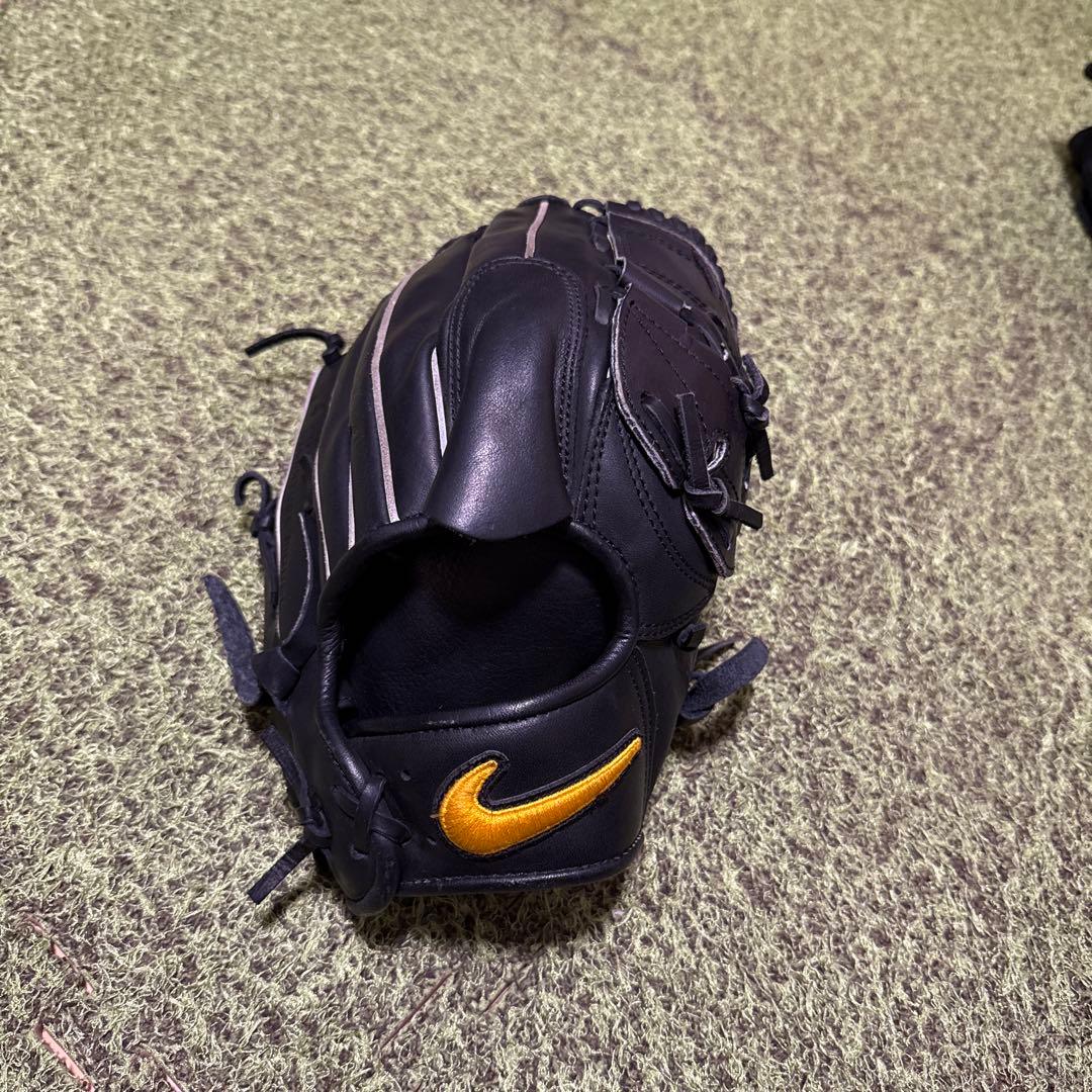 ナイキ 一般軟式グローブ 投手用 松坂モデル