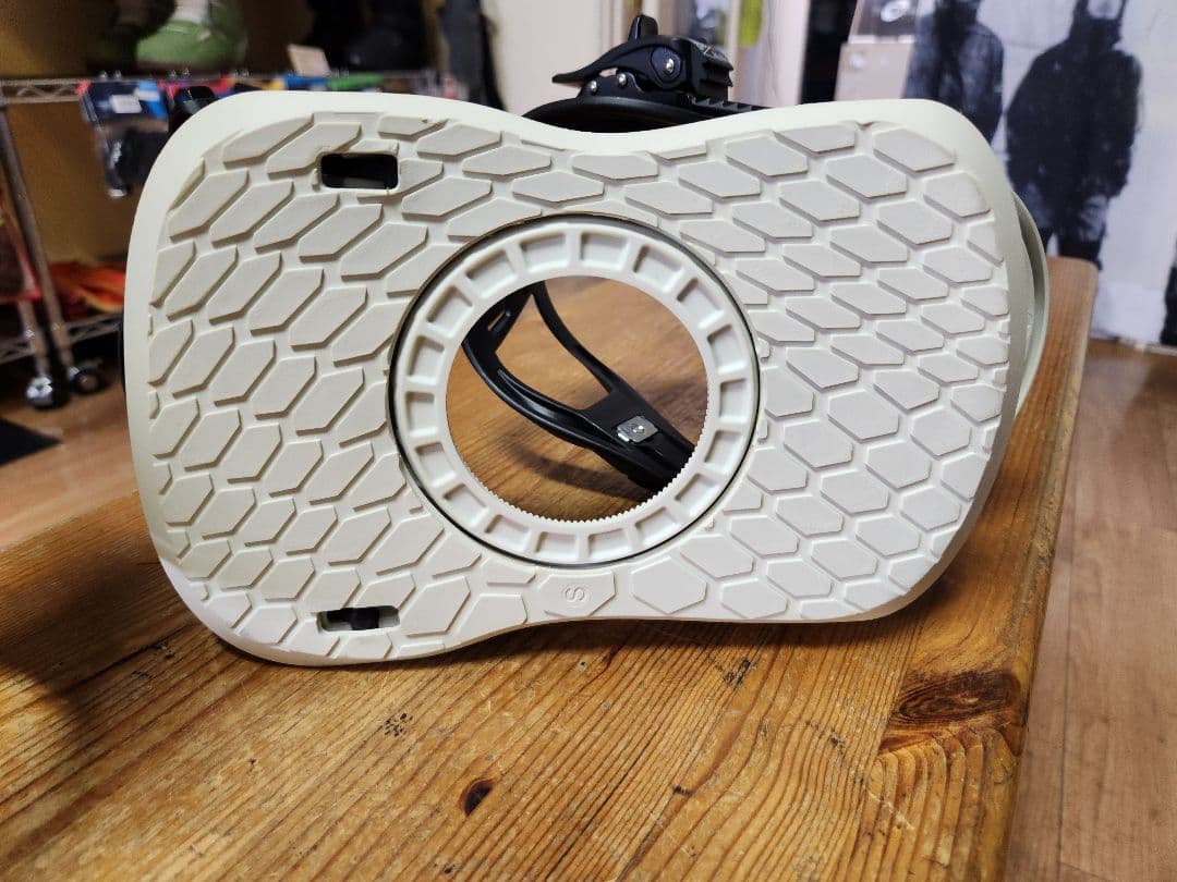 24-25 UNION 　STRATA (Sサイズ)