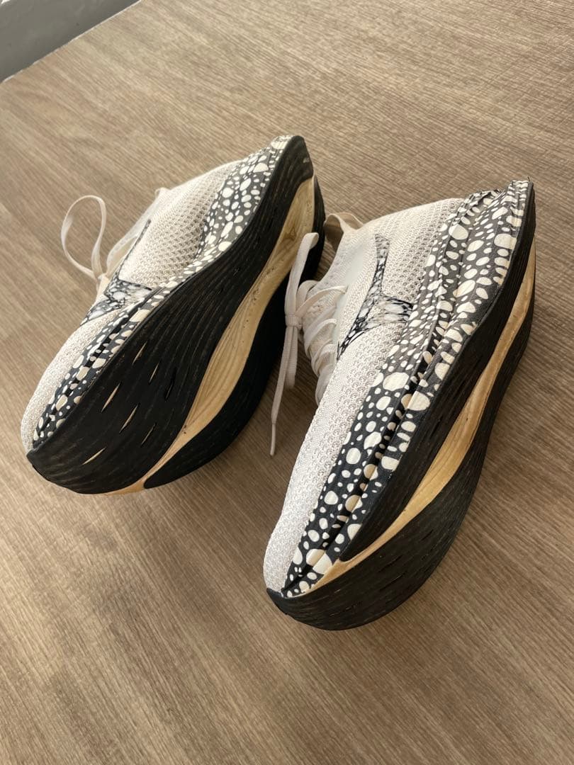 ミズノ　ネオゼン　27.0㎝