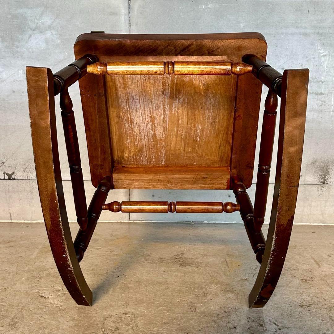 ✦ レトロ アンティーク調ロッキングチェア ✦ 木製×レザー 彫刻装飾ビンテージ