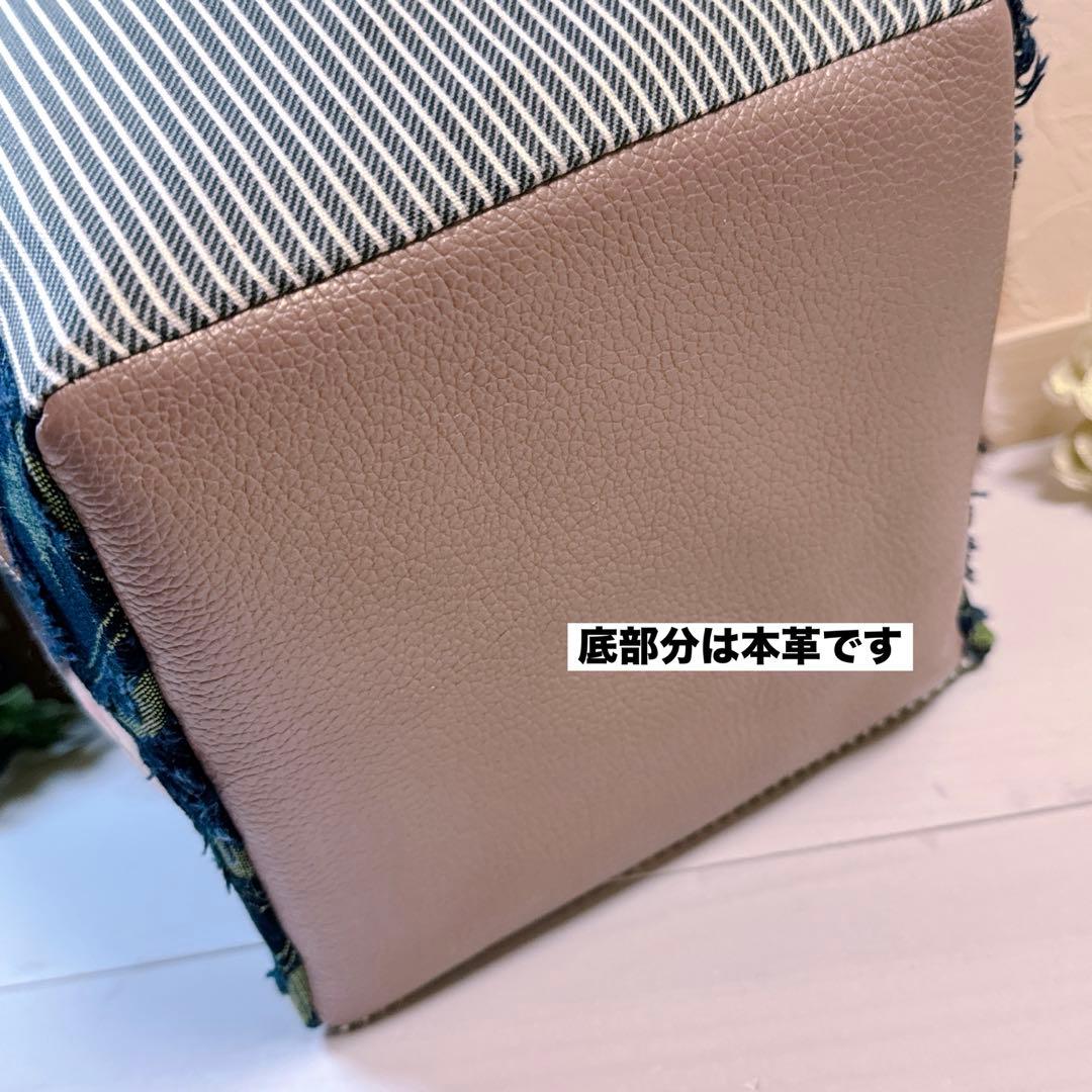 ゆ*ら様 コヤンイサムチョン♡新作♡ジョース君のうさぎ着ぐるみキューブトートバッ