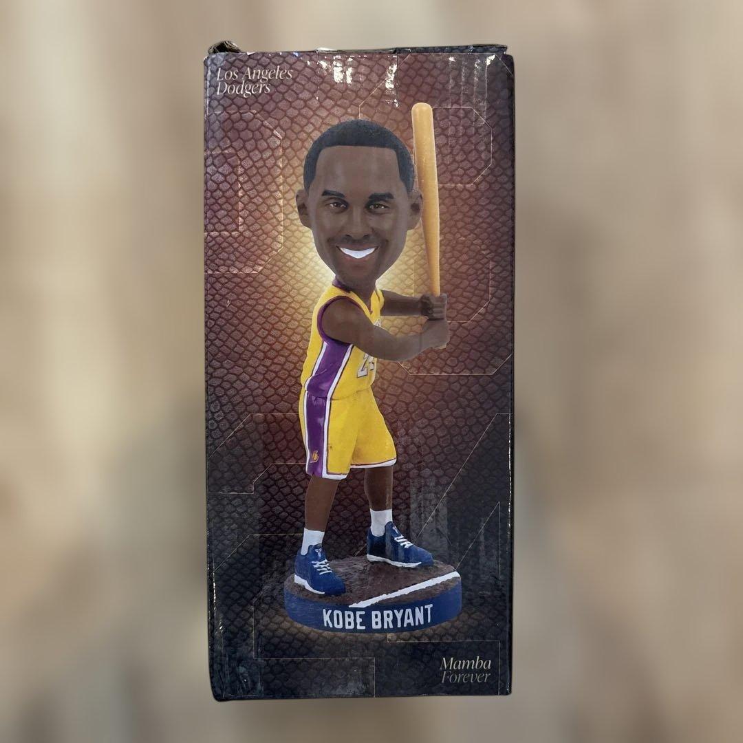 KOBE BRYANT bobble head ドジャース限定