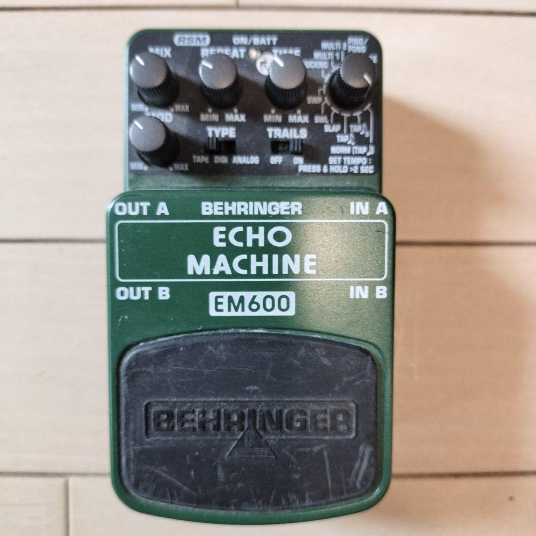 ギター BEHRINGER ECHO MACHINE EM600