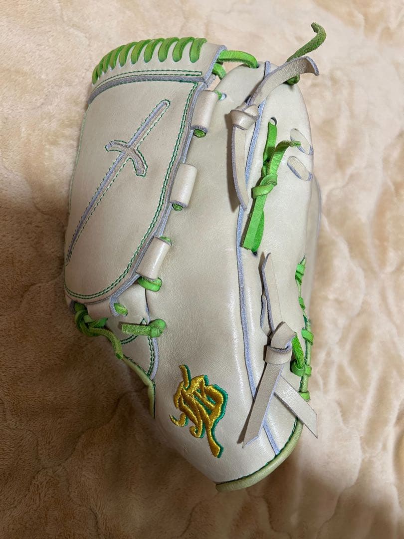 硬式野球グローブ クリーム/緑