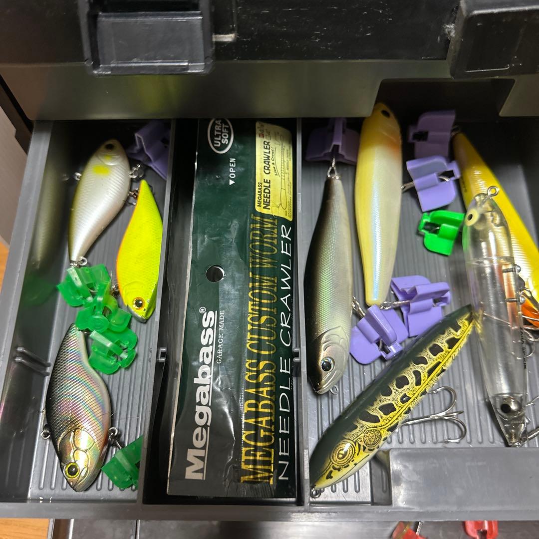 k*a様 バス釣り スピナーベイト、ハードプラグその他 BOX付き