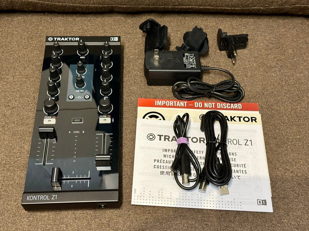 DJ機材 TRAKTOR KONTROL Z1 USB Lightning NI