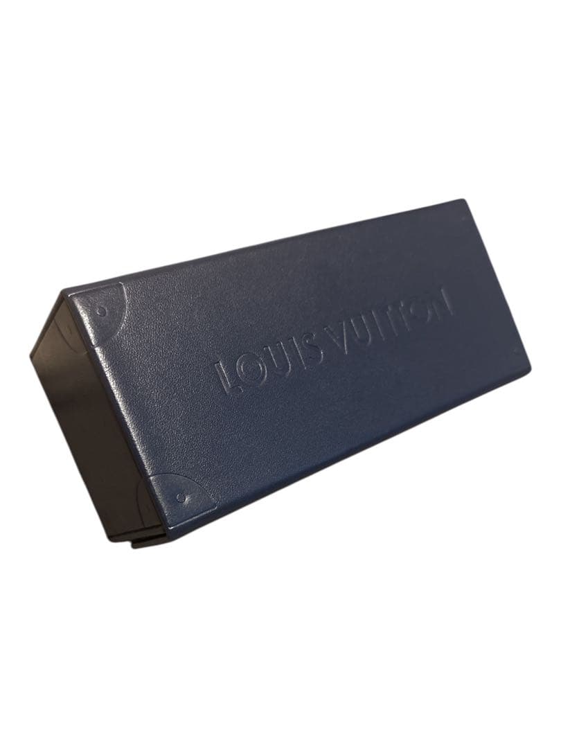 LOUIS VUITTON ブラックサングラス（美品）