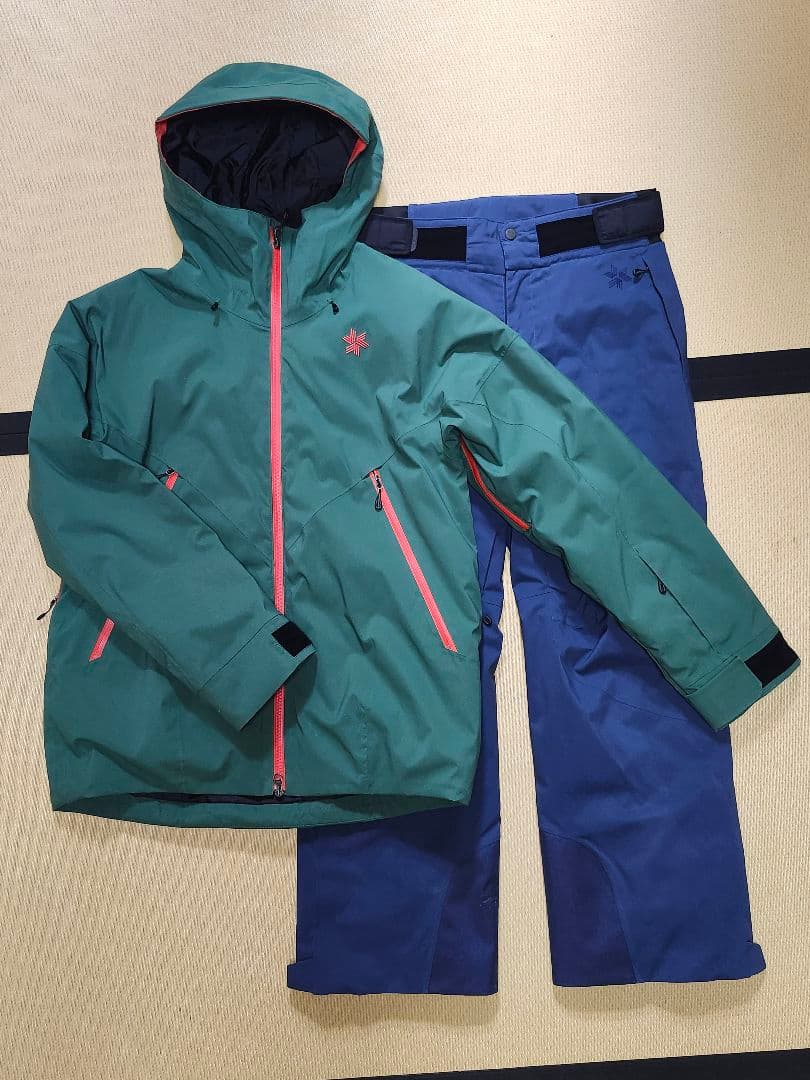 ゴールドウィン スキーウェア　上L　下L-S 　パンツの裾が長い方　必見！