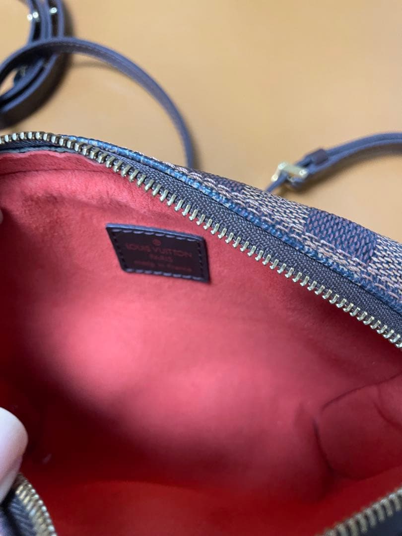 louis vuitton ダミエ、大事に使ってたので綺麗です