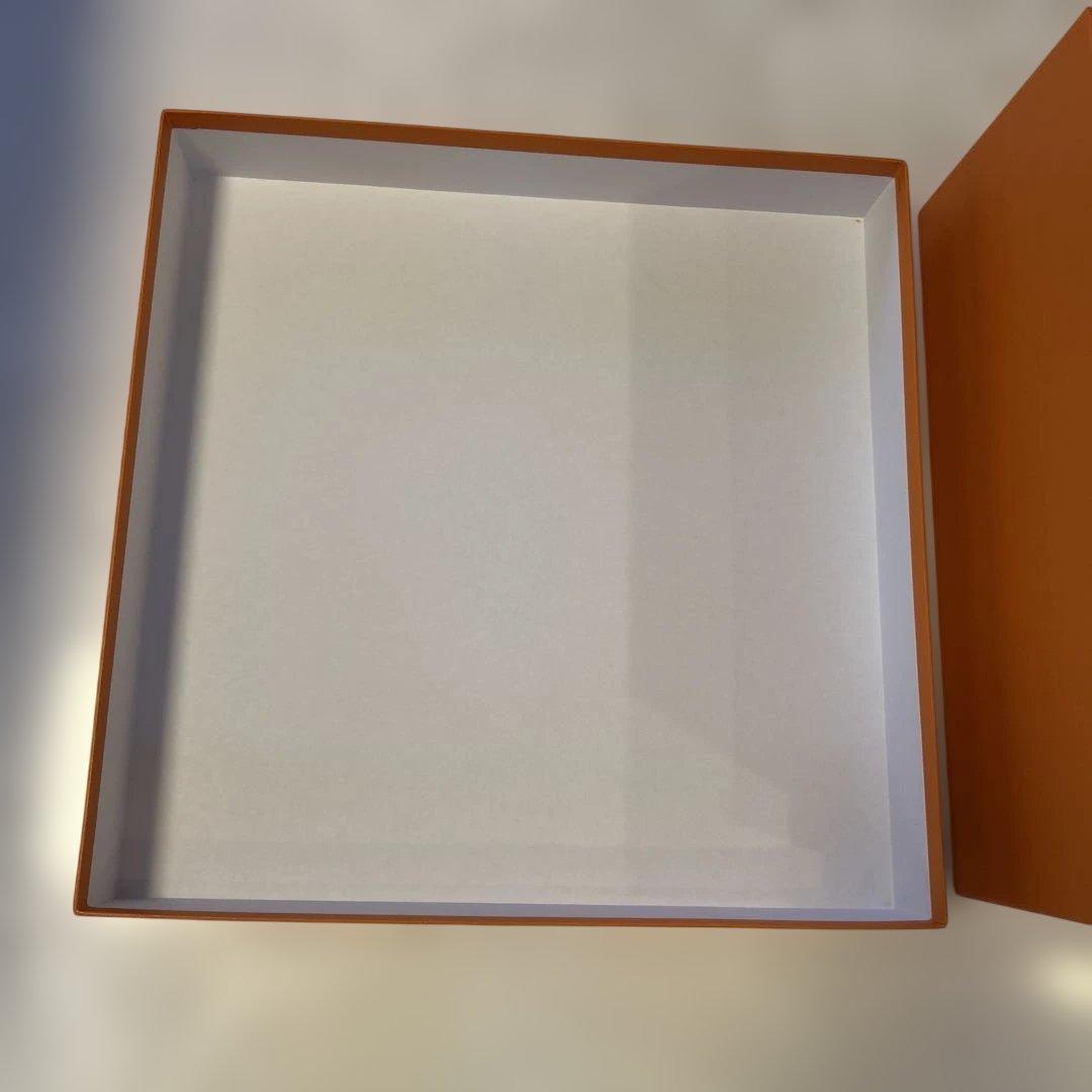 Hermes　空箱　43x43x20(cm)　エルメス