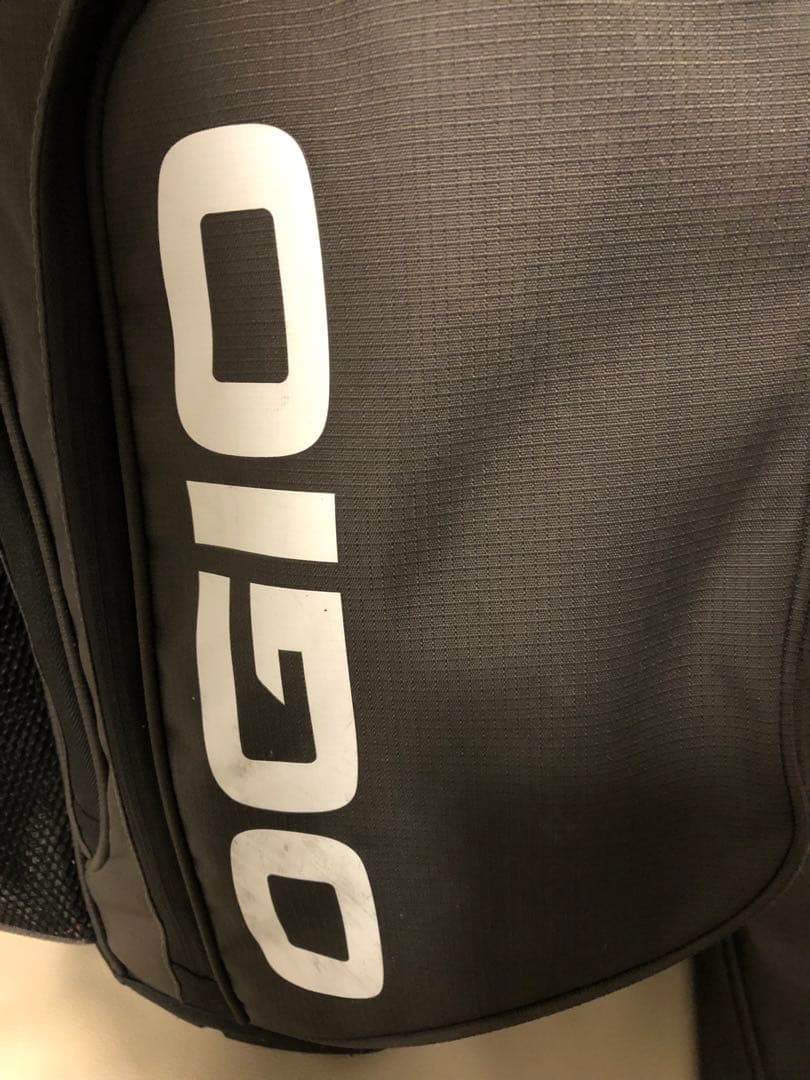【送料込み】希少レア　オジオ　OGIO キャディバッグ　メンズ　軽量