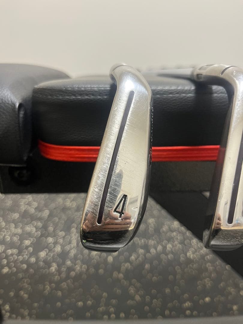 テーラーメイド SiM2MAX 4番アイアン