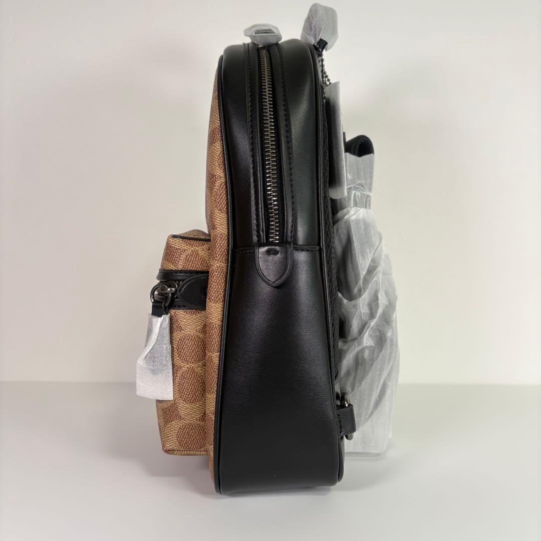 【COACH】 タグ有り チャーター ボディバッグ シグネチャー ベージュ