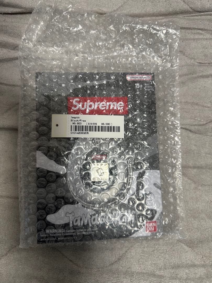 Supreme Tamagotchi たまごっち 未開封新品