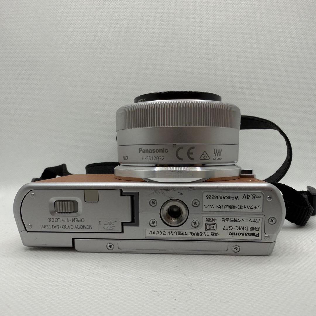 LUMIX ミラーレス一眼カメラ 25-100mmレンズ付き DMC-GF7