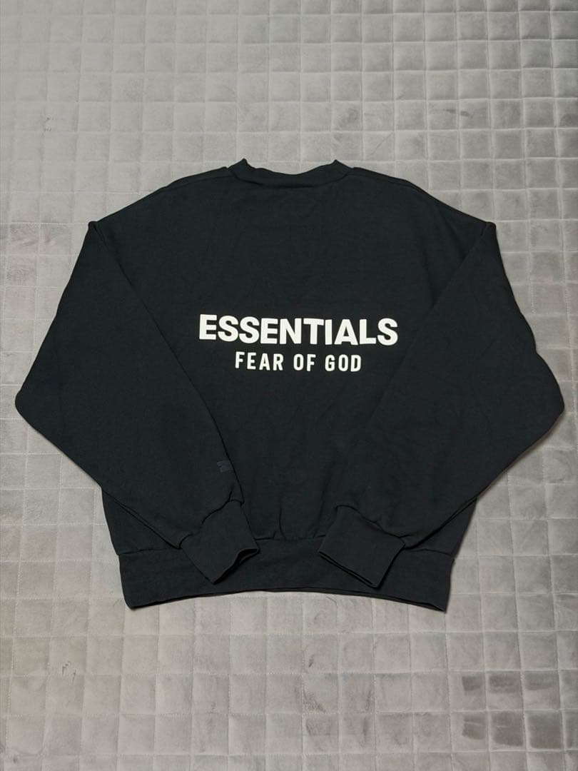 ESSENTIALS FEAR OF GOD ブラック トレーナー