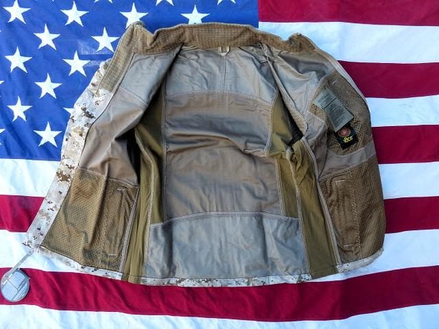 米軍実物　USMC　180S コンバットデザートジャケット M　マーパット　07
