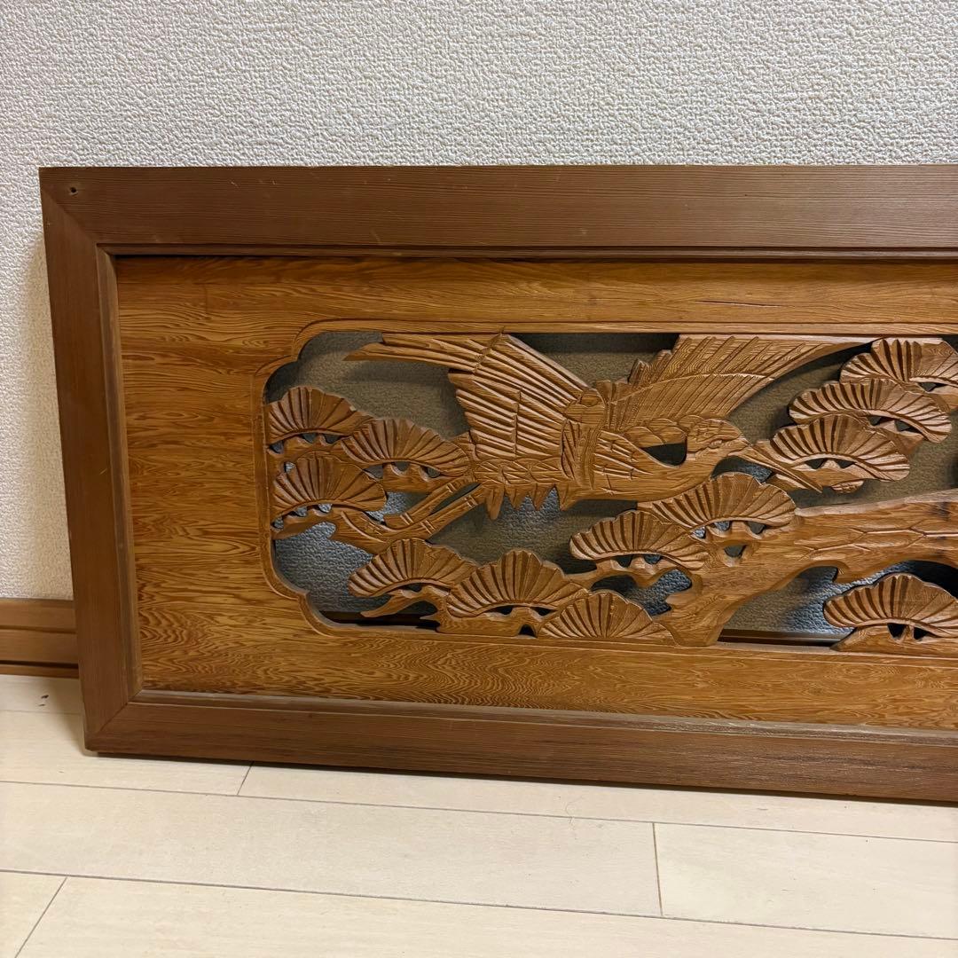 欄間　芸術　木製彫刻アートパネル　鷹　松