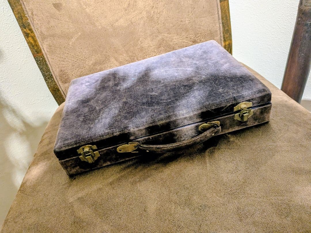 マージャン牌 戦中 手彫り麻雀牌 牛骨竹裏牌 希少牌 百塔 花牌 アリ溝 骨董