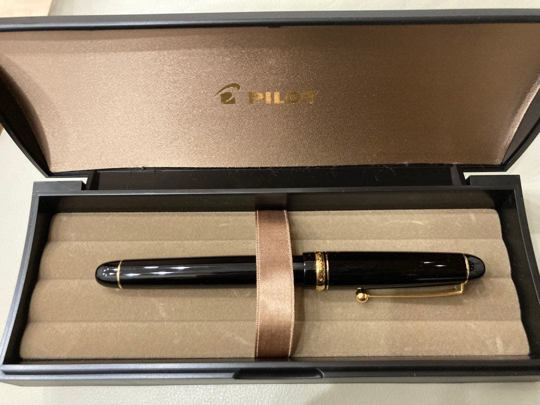 PILOT カスタム74 万年筆 SF（細字・軟）14K 替え芯付き