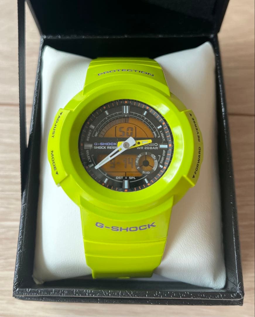 【美品】G-SHOCK AW-582SC-3AJF