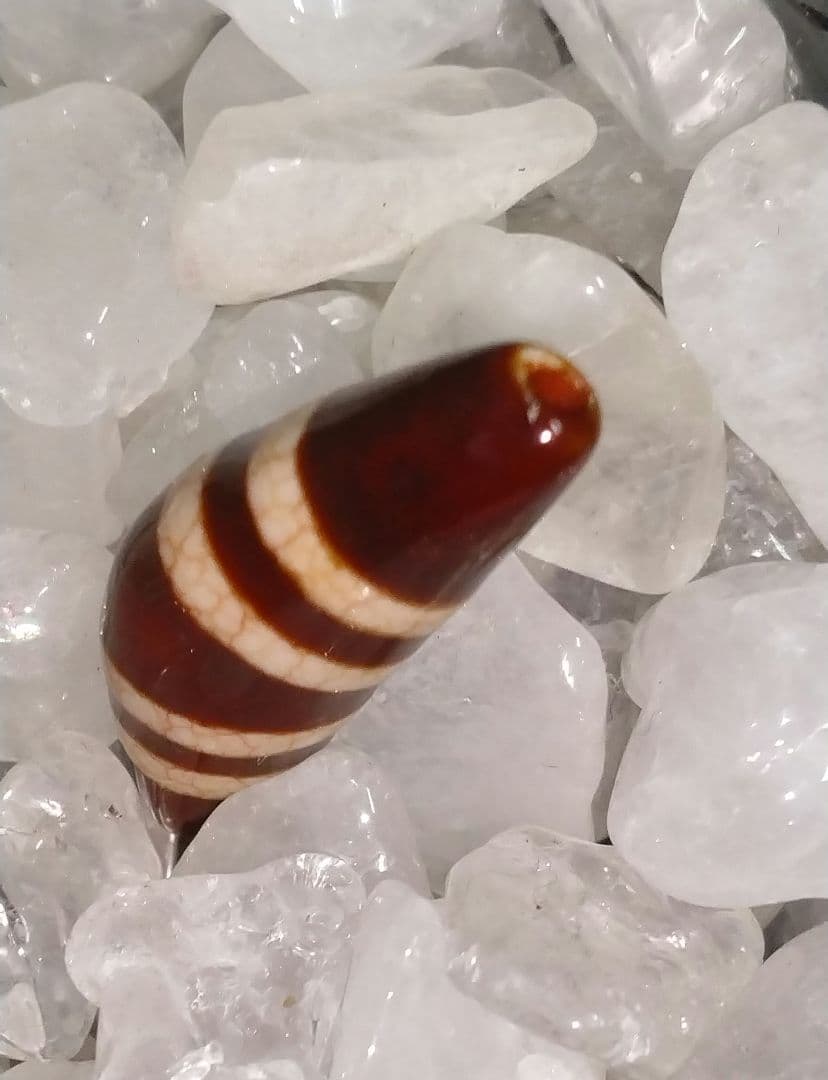 637天珠　上肯天珠　湾月　四線天珠　dzibeads！