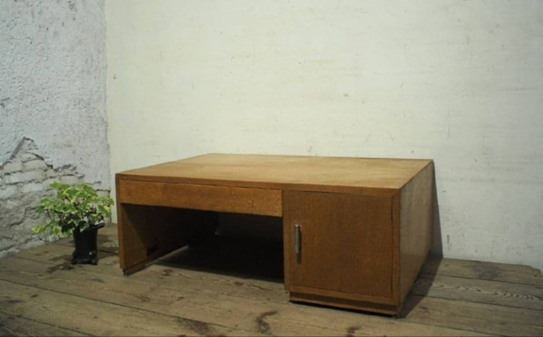 1042　ビンテージ　ロータイプの片袖机　文机　陳列台　デスク　テーブル　レトロ