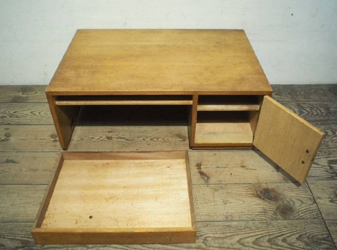 1042　ビンテージ　ロータイプの片袖机　文机　陳列台　デスク　テーブル　レトロ