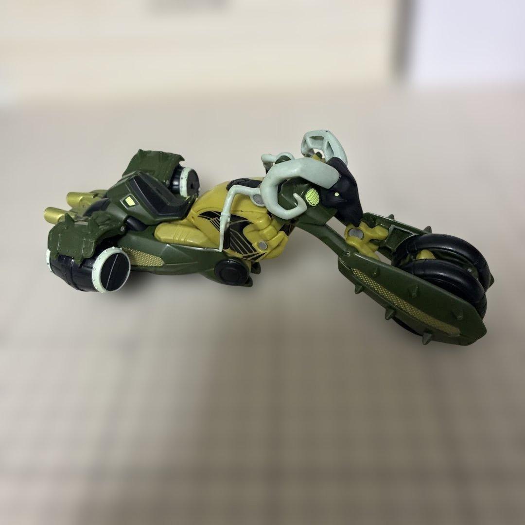 オイルスリック　オプティマス　サイバトロンモード　2体セット