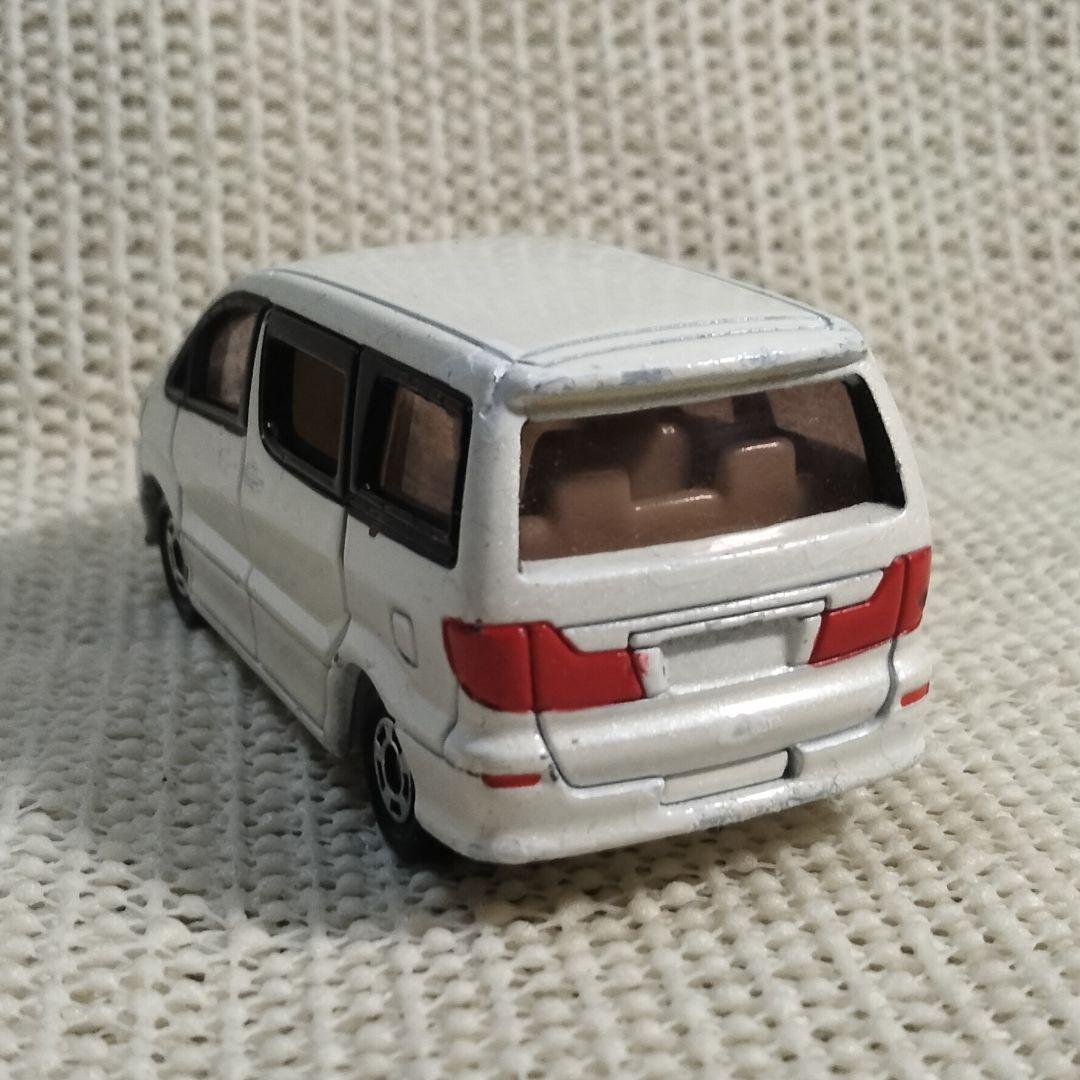 ★商談中★　5686 傷ありトミカ 2002年 トヨタアルファード 1/63