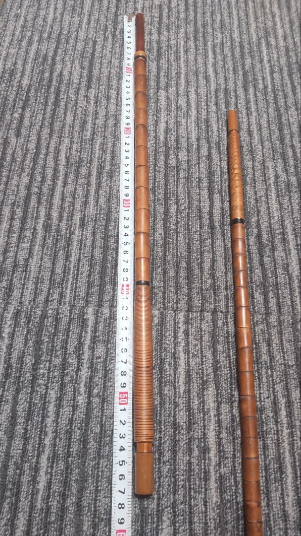 竿掛け・玉の柄　湖友