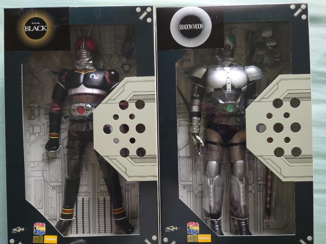 メディコムトイ　RAH 仮面ライダーブラック&シャドームーン