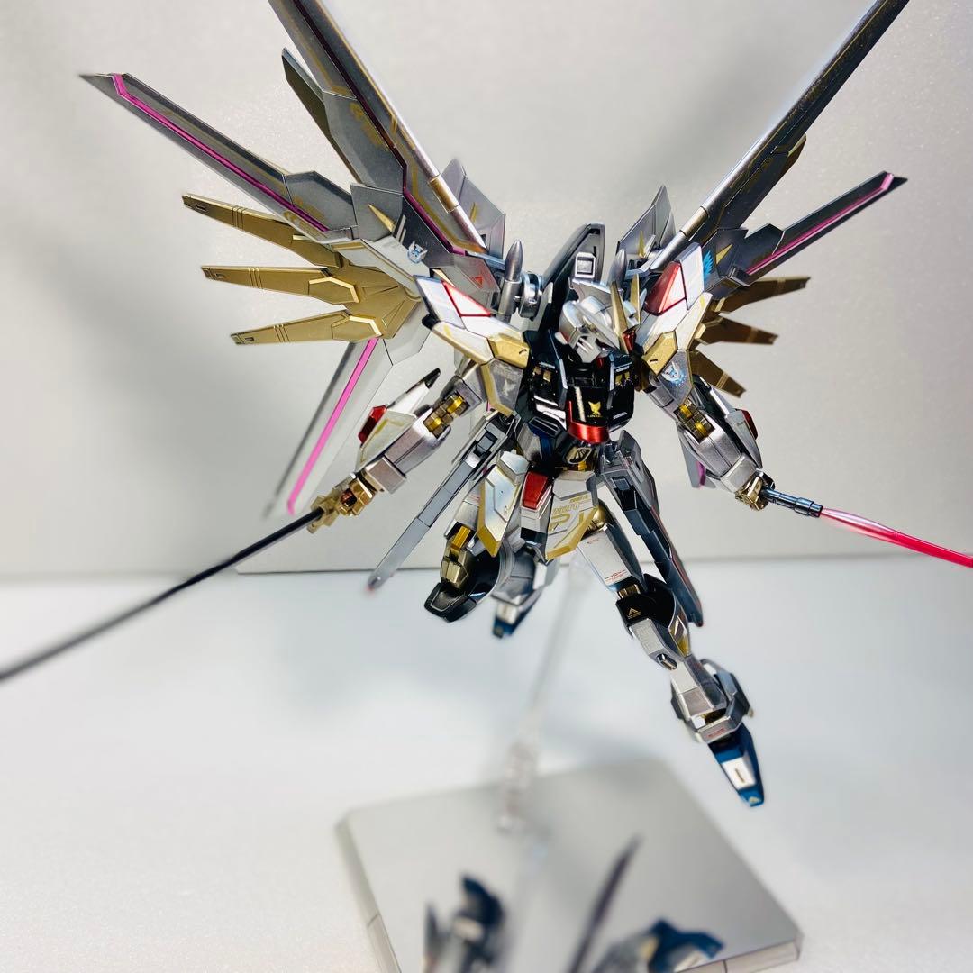HG マイティーストライクフリーダムガンダム 全塗装 完成品 塗装済み ガンプラ