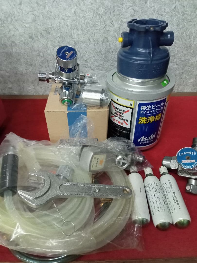 ニットク　氷冷式ビールサーバー　 予備品多数　ミニガス3本付き