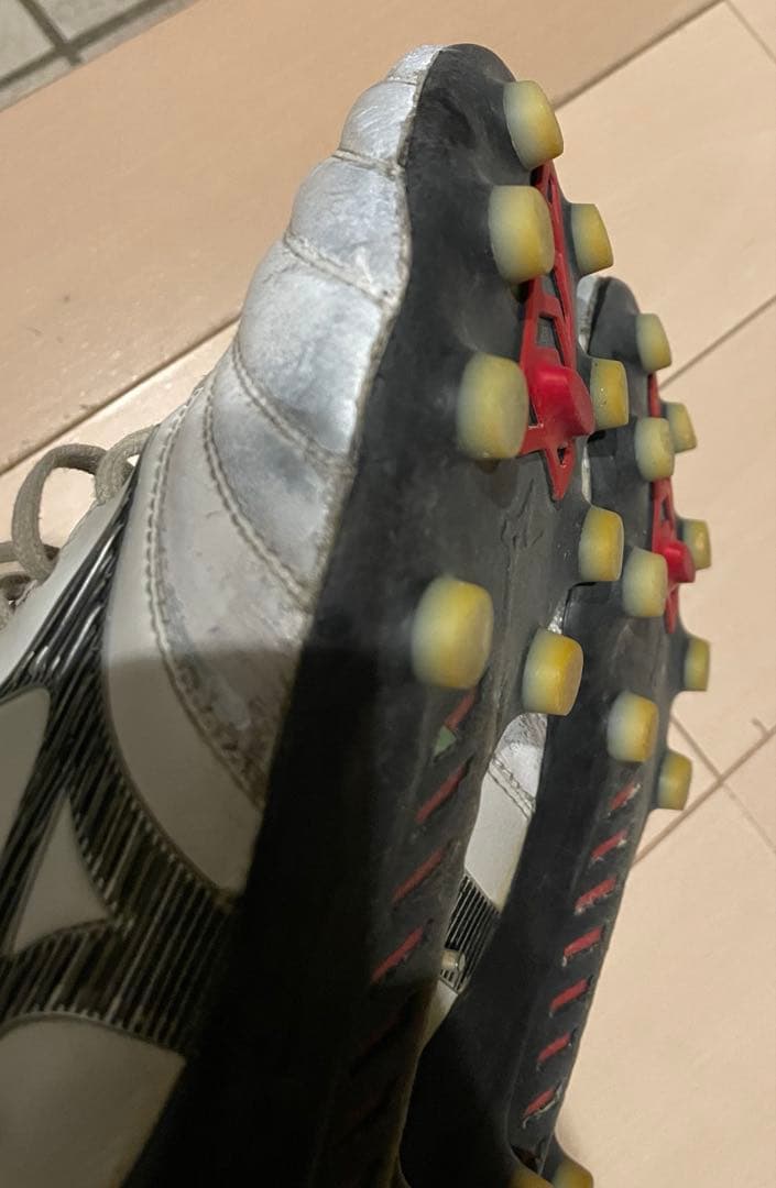 Cartoon ミズノ モレリアネオ3 MORELIA NEO3