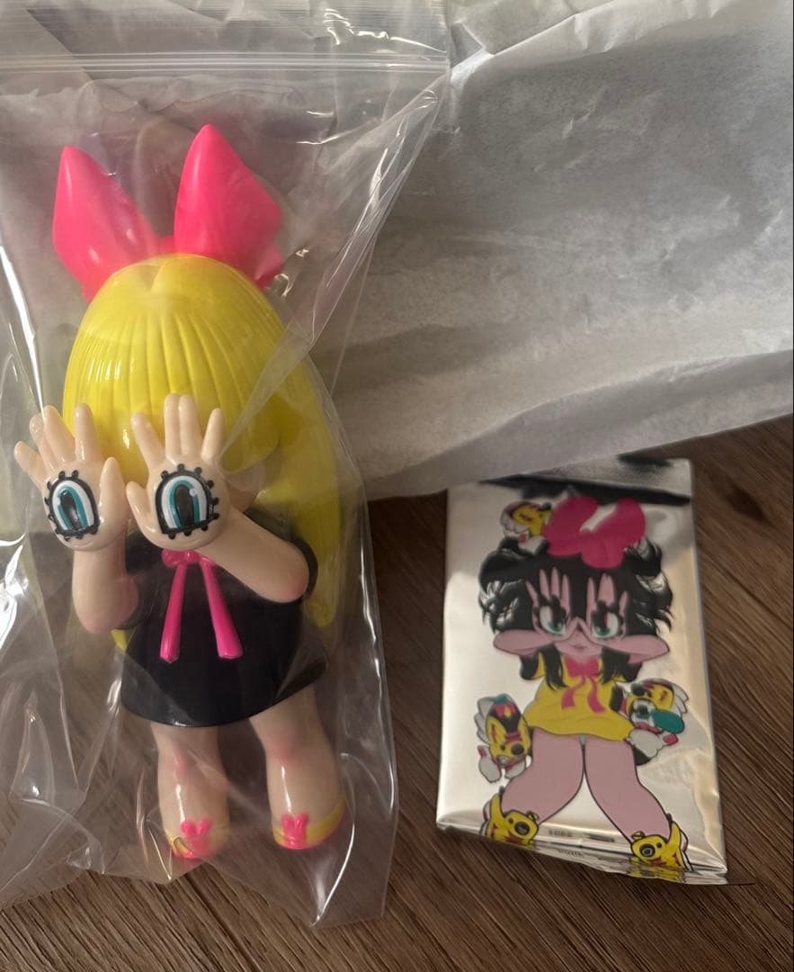 Reebok SNKRDUNK にぎるちゃんソフビ カード　イエロー　靴なし